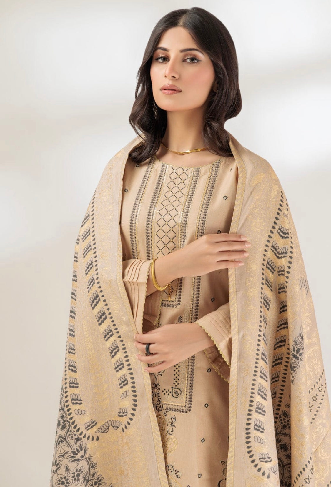 BEIGE JACCQUARD 3-PIECE