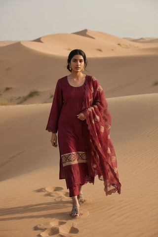 A graceful luxury piece